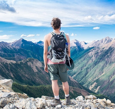 Work-Life Balance: Ultralight Bags for Hybrid Life